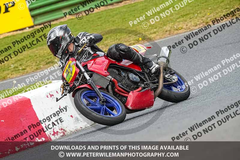 enduro digital images;event digital images;eventdigitalimages;mallory park;mallory park photographs;mallory park trackday;mallory park trackday photographs;no limits trackdays;peter wileman photography;racing digital images;trackday digital images;trackday photos